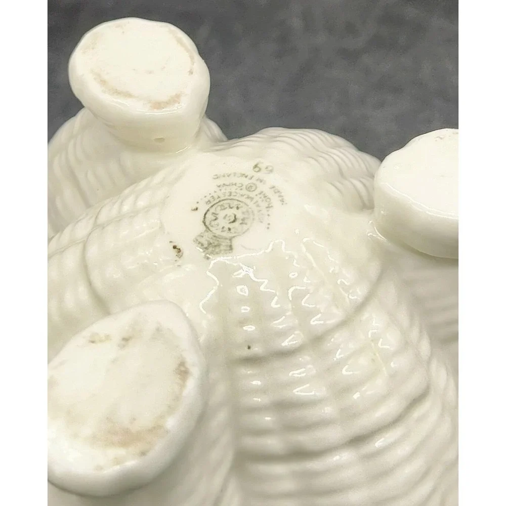 Vintage Royal Worcester Shell Shaped Bone China Footed Bowl Mid Century 3